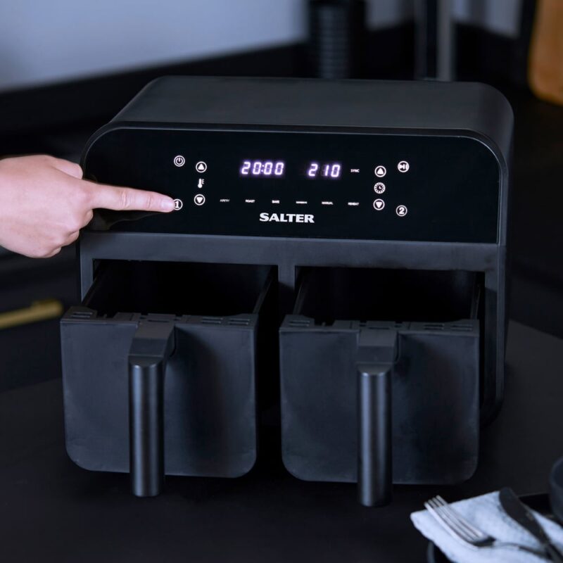 Salter Black 7.4L Dual Air - Image 3